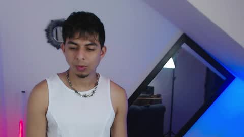 Snapshot of mralpha_latino chatting on May 2026 04:39:02 AM Alpha LATINO online show from May 2026 04:39:02 AM