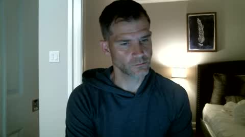 MrAsstastix online show from October 2025 03:35:02 PM