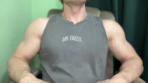 Mrbiceps23 online show from December 2024 12:38:02 PM
