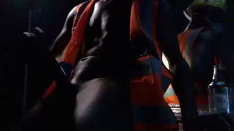 Snapshot of mrbigdiq chatting on December 2024 03:20:01 AM MrBigDiQ1 online show from December 2024 03:20:01 AM