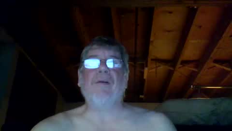 mrblade666 online show from November 2025 01:59:01 AM