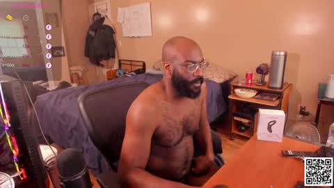 Snapshot of mrchuckdailyxxx chatting on December 2024 07:22:01 PM Chuck Daily online show from December 2024 07:22:01 PM