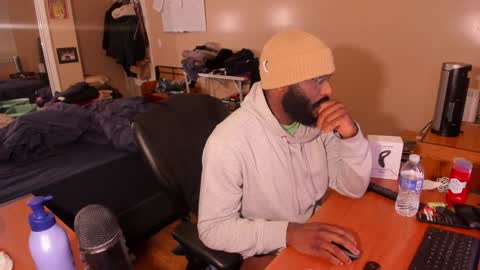 Snapshot of mrchuckdailyxxx chatting on December 2024 02:02:02 AM Chuck Daily online show from December 2024 02:02:02 AM