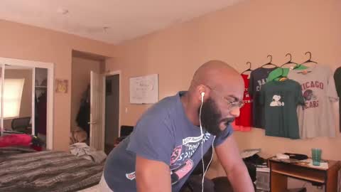 Snapshot of mrchuckdailyxxx chatting on November 2025 01:45:01 PM Chuck Daily online show from November 2025 01:45:01 PM