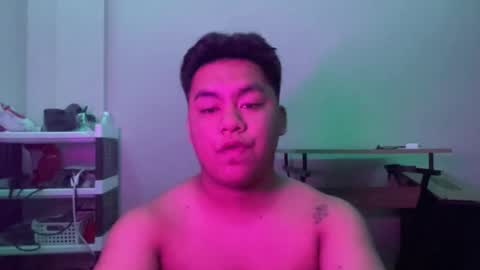 Snapshot of mrdesirexxx chatting on May 2026 11:58:02 AM MrDesireexxx online show from May 2026 11:58:02 AM
