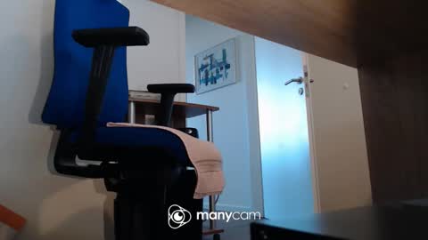 Snapshot of mrduplo1975 chatting on February 2025 01:55:02 PM MrJohnsen1975 online show from February 2025 01:55:02 PM