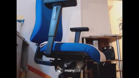 MrJohnsen1975 online show from February 2026 06:12:01 PM