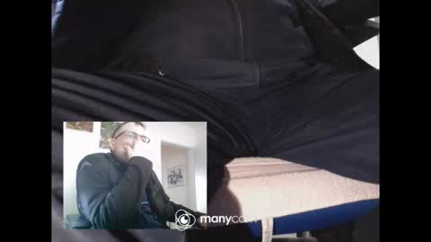 MrJohnsen1975 online show from February 2026 12:28:01 PM