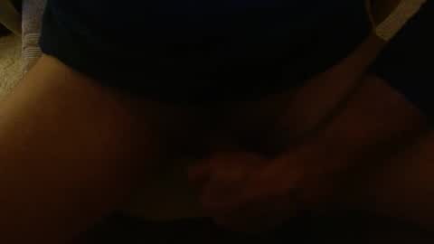 Snapshot of mre11118957 chatting on December 2025 02:16:01 AM Mr-E online show from December 2025 02:16:01 AM