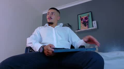 Mr Fox online show from March 2026 07:28:01 PM