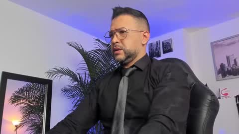 MrFrank. online show from January 2025 02:30:01 PM