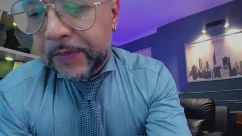 MrFrank. online show from November 2025 01:44:02 PM