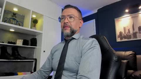 MrFrank. online show from June 2026 01:39:02 PM