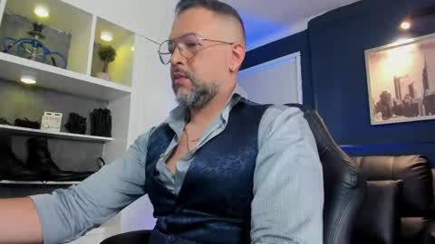 MrFrank. online show from June 2026 04:07:02 PM