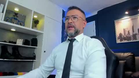 MrFrank. online show from June 2026 02:26:02 PM