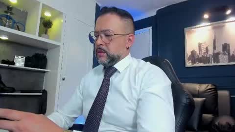 MrFrank. online show from July 2026 01:06:02 PM