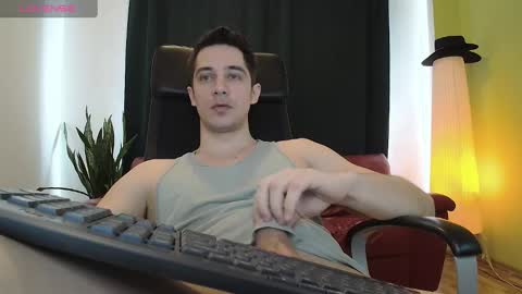 juan luis online show from March 2025 08:10:02 AM