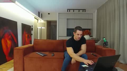 juan luis online show from November 2025 03:11:01 PM