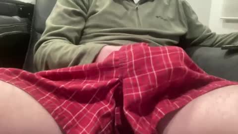 Snapshot of mrgummybear18 chatting on February 2025 02:25:01 AM mrgummybear18 online show from February 2025 02:25:01 AM