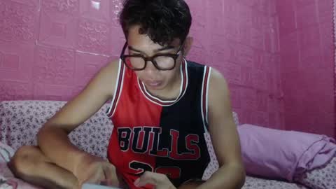 mrheartthief online show from July 2026 12:29:01 PM
