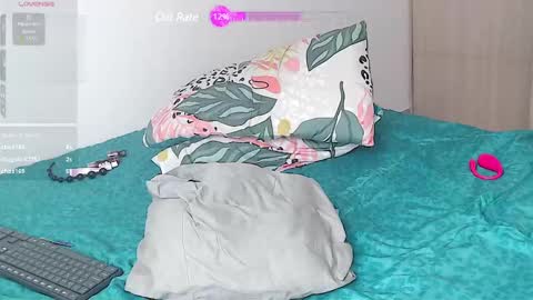 Snapshot of mrmickke chatting on March 2025 09:48:01 PM INDEPENDT MODEL - Twitter mrmickke online show from March 2025 09:48:01 PM