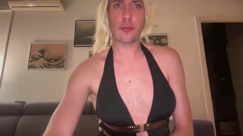 Snapshot of mrmooser42 chatting on January 2025 01:13:02 AM TaleOfLaura online show from January 2025 01:13:02 AM