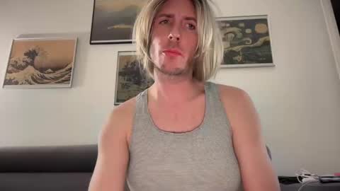 Snapshot of mrmooser42 chatting on January 2025 04:50:02 AM TaleOfLaura online show from January 2025 04:50:02 AM