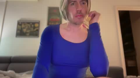 TaleOfLaura online show from March 2026 10:01:01 PM