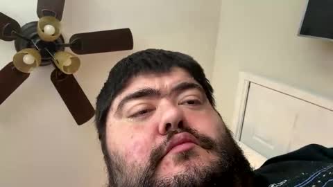 Snapshot of mrorange50187 chatting on December 2025 09:00:01 PM mrorange50187 online show from December 2025 09:00:01 PM