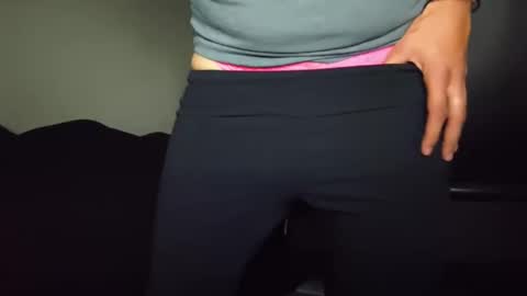 your favorite name online show from April 2026 04:52:01 AM