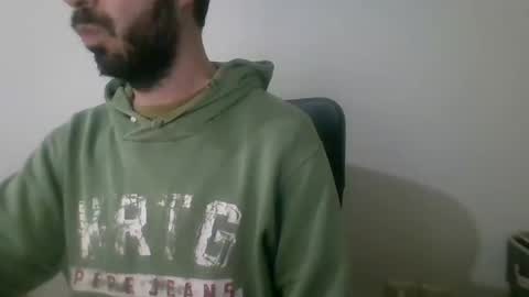 Snapshot of mrralph__90 chatting on February 2025 10:21:01 PM Mrralph online show from February 2025 10:21:01 PM