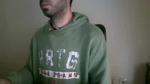 Snapshot of mrralph__90 chatting on February 2025 06:38:02 AM Mrralph online show from February 2025 06:38:02 AM