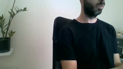 Snapshot of mrralph__90 chatting on March 2025 10:04:01 AM Mrralph online show from March 2025 10:04:01 AM