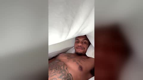 Snapshot of mrreborn999 chatting on April 2026 07:57:01 AM mrreborn999 online show from April 2026 07:57:01 AM