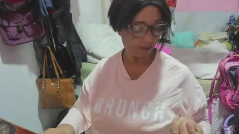 mrs_mommy online show from April 2026 11:33:02 PM