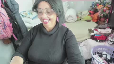 mrs_mommy online show from May 2026 07:08:01 PM