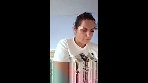 mrsbutterfly25 online show from May 2026 06:49:02 PM