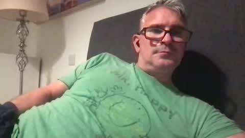 Snapshot of mrsensible chatting on November 2025 12:43:01 AM Mr Sensible online show from November 2025 12:43:01 AM