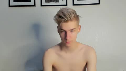 Snapshot of mrsexycum4u chatting on December 2024 06:35:02 PM Adam online show from December 2024 06:35:02 PM