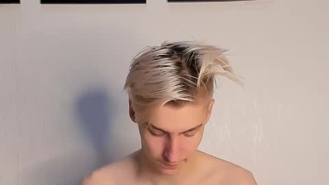 Snapshot of mrsexycum4u chatting on December 2024 10:02:02 PM Adam online show from December 2024 10:02:02 PM