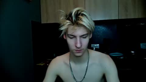 Snapshot of mrsexycum4u chatting on January 2025 04:07:01 PM Adam online show from January 2025 04:07:01 PM