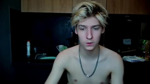 Snapshot of mrsexycum4u chatting on January 2025 11:47:01 PM Adam online show from January 2025 11:47:01 PM