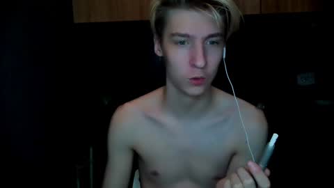 Snapshot of mrsexycum4u chatting on January 2025 09:16:02 AM Adam online show from January 2025 09:16:02 AM