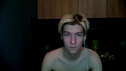 Snapshot of mrsexycum4u chatting on February 2025 01:34:01 AM Adam online show from February 2025 01:34:01 AM