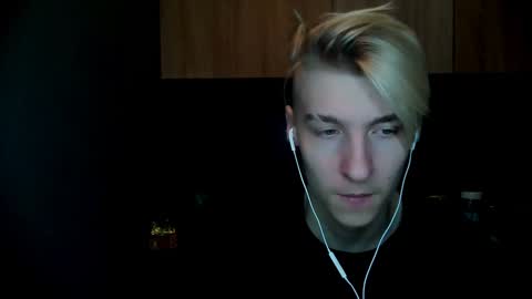 Snapshot of mrsexycum4u chatting on February 2025 09:34:02 PM Adam online show from February 2025 09:34:02 PM