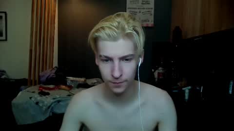 Snapshot of mrsexycum4u chatting on February 2025 10:48:02 AM Adam online show from February 2025 10:48:02 AM