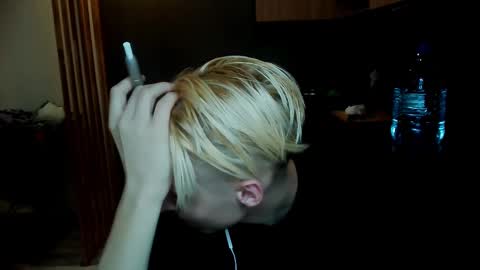 Snapshot of mrsexycum4u chatting on February 2025 10:31:01 PM Adam online show from February 2025 10:31:01 PM