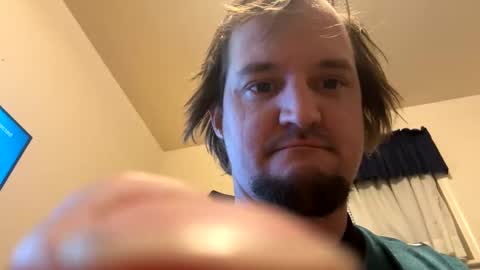 Snapshot of mrsissy812575 chatting on January 2025 10:48:01 PM mrsissy812575 online show from January 2025 10:48:01 PM