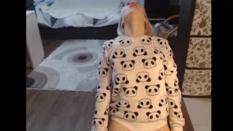 Sasha online show from October 2025 05:57:02 PM