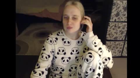 Snapshot of mrsluck chatting on January 2026 04:14:01 AM Sasha online show from January 2026 04:14:01 AM